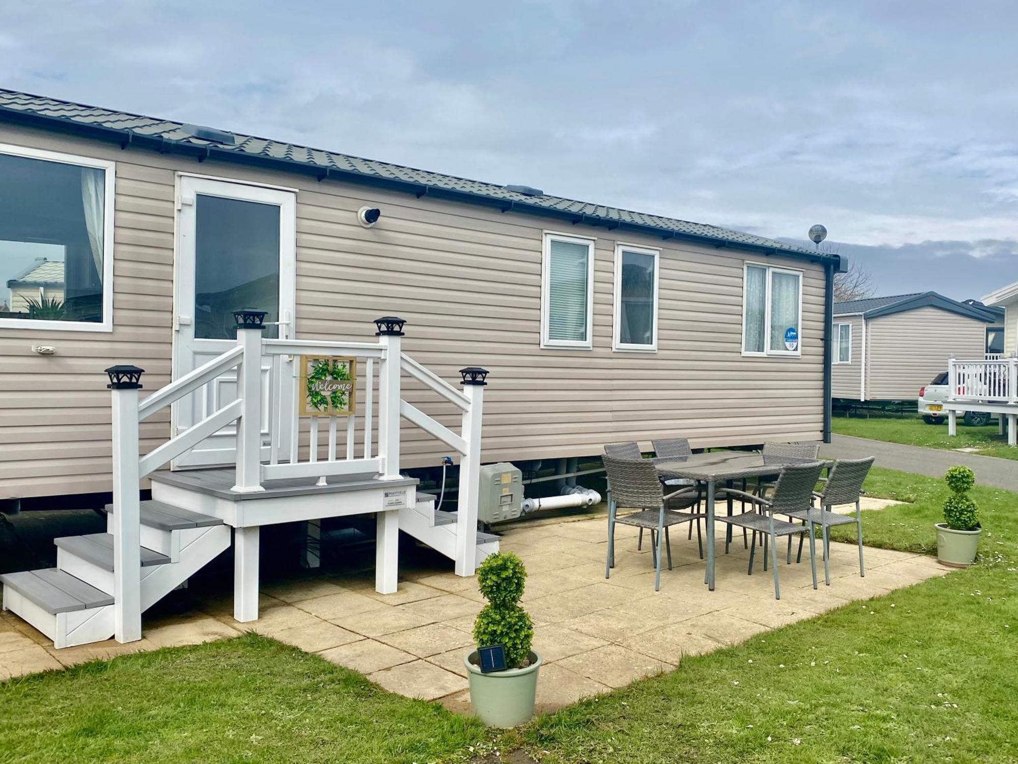 Caravan Church Farm Holiday Village Pagham Dış mekan fotoğraf